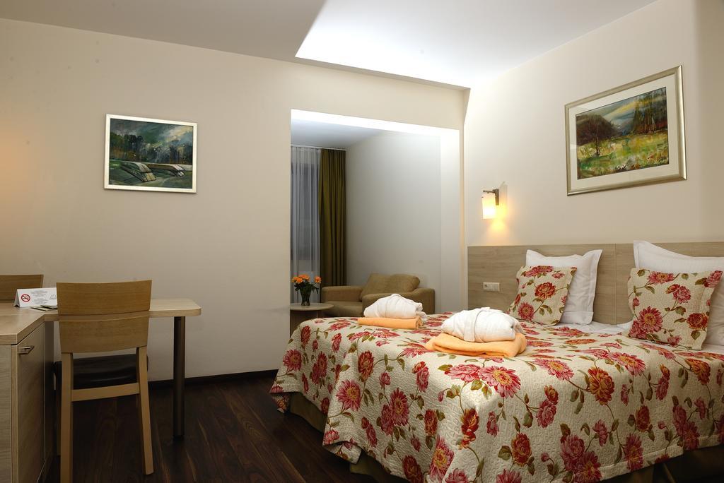 Hotel Nad Przelomem Sromowce Niżne المظهر الخارجي الصورة