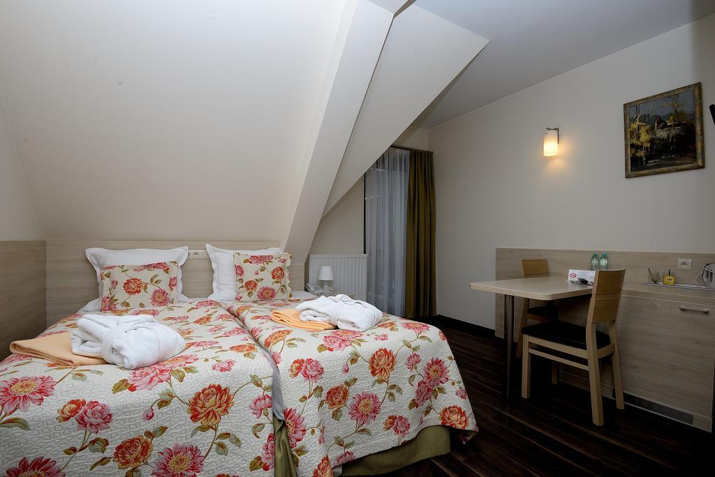Hotel Nad Przelomem Sromowce Niżne المظهر الخارجي الصورة